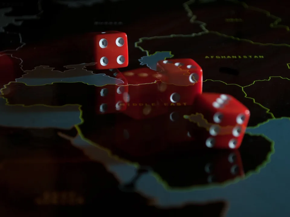 Risk - Onyx Edition (Ghosts of board games past)